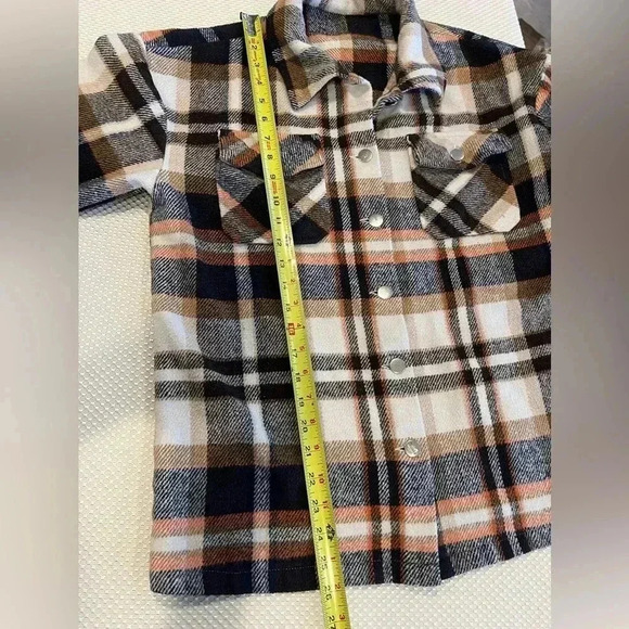 Brown and navy plaid flannel button-up shacket Size Medium - Picture 3 of 6
